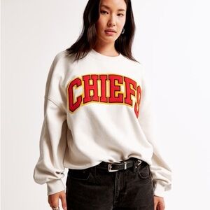 Abercrombie & Fitch Kansas City Chiefs Sunday Sweatshirt
